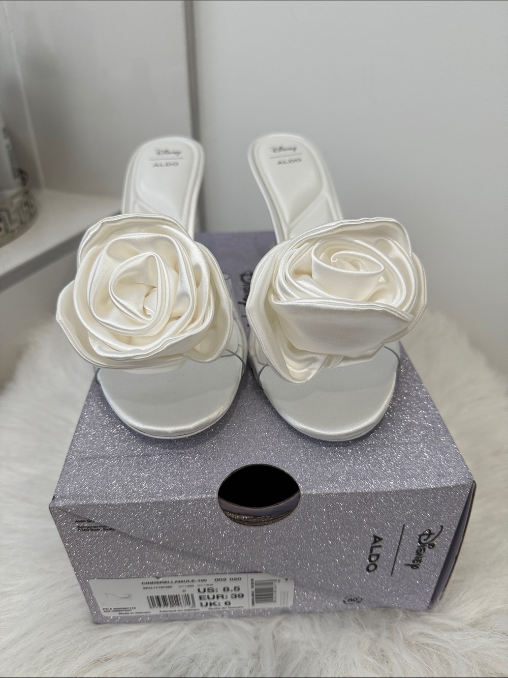 Aldo white clear with white Satin rose flower Slide Mules brand new 8 1/2